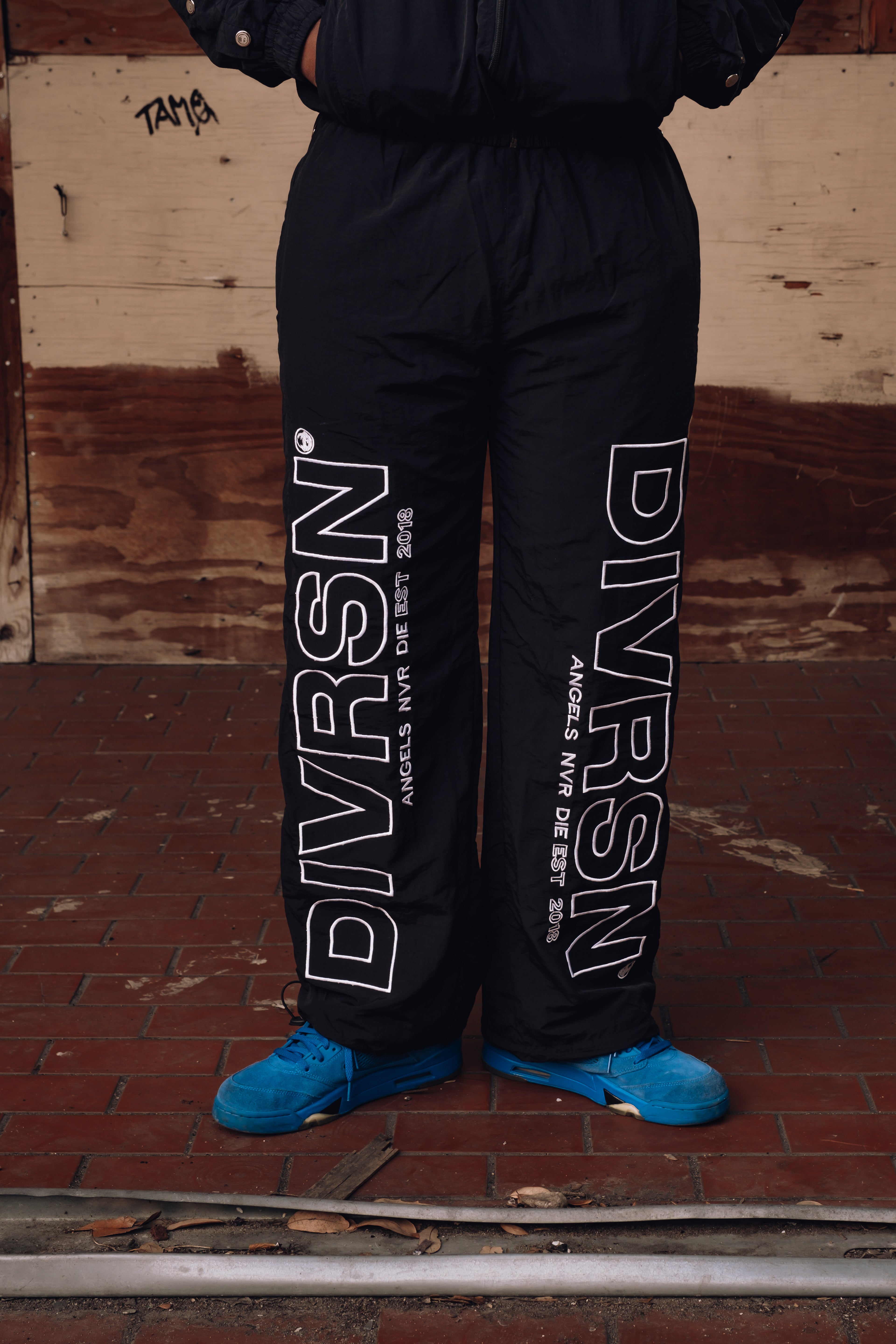 "AND" BLACK NYLON PANTS